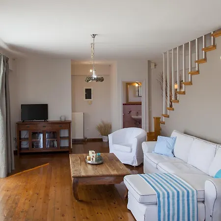 Holiday home Levanda *